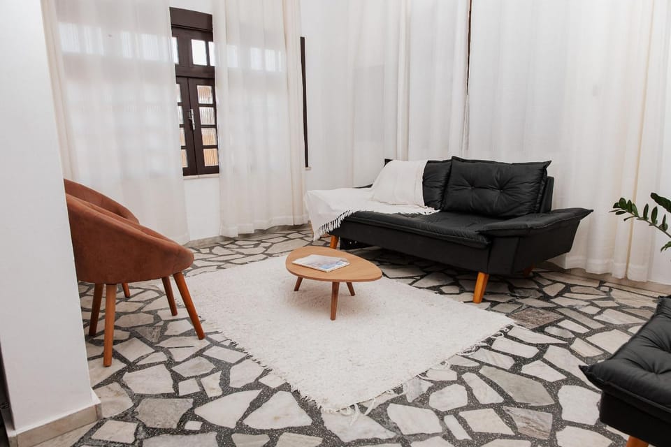 Casa com 5 quartos | Pé na Areia | Centro House in Cabo Frio