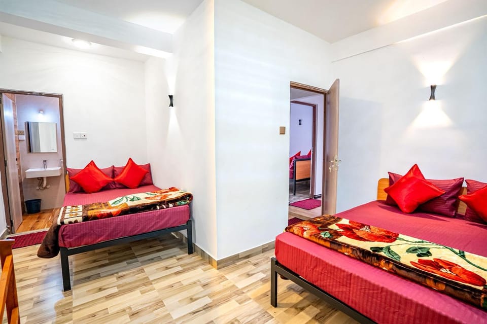Grand Mellow Budget Villa Bed and Breakfast in Nuwara Eliya