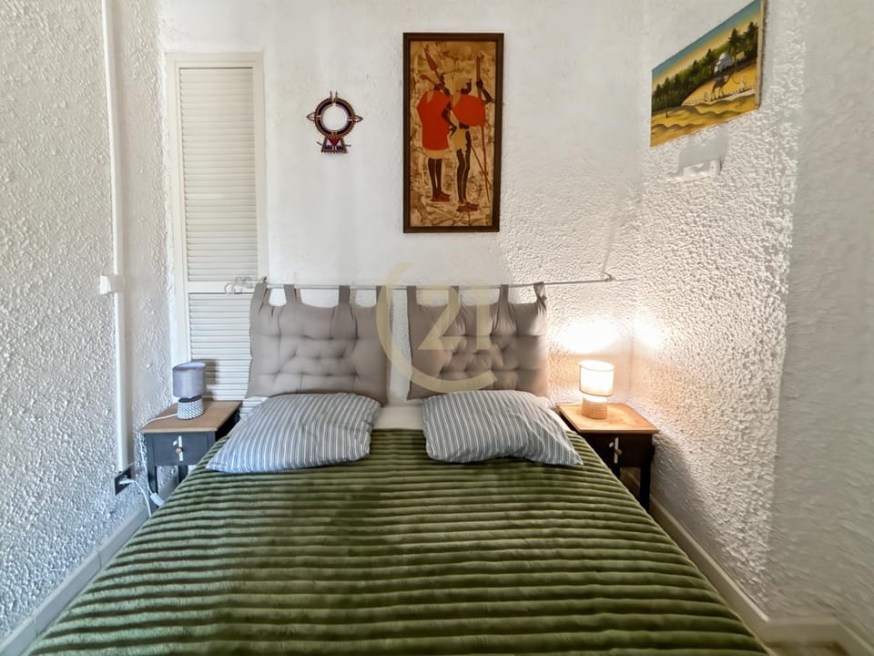 Appartement face au port et la plage à la Marine de Sant Ambroggio Apartment in Lumio