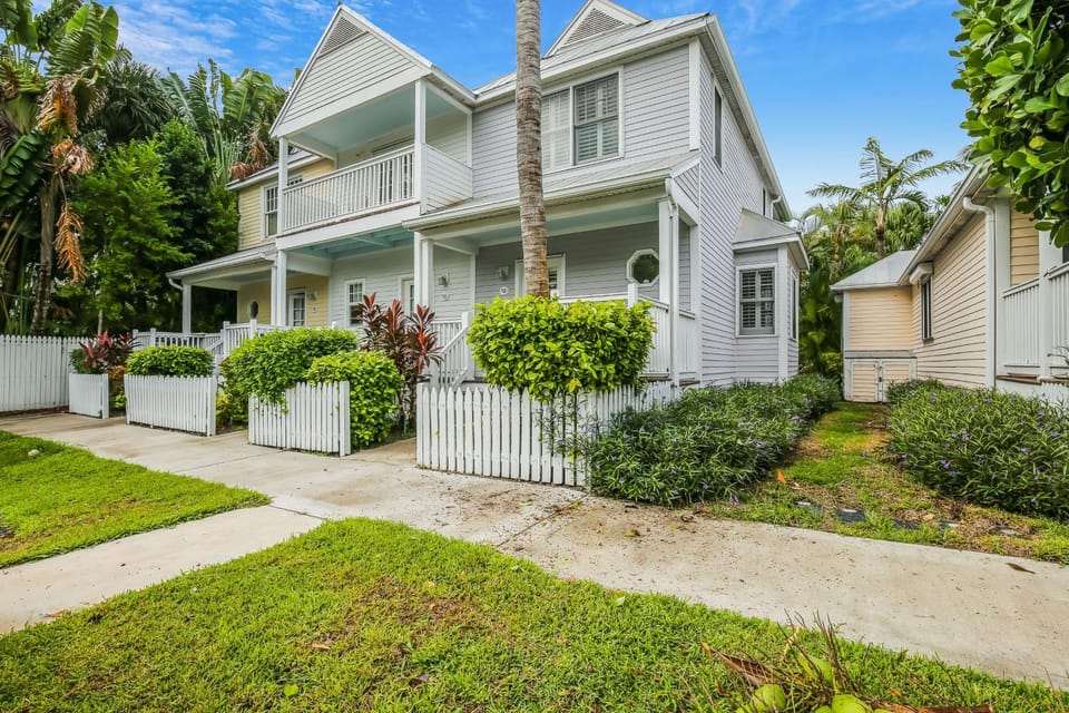 DK12 Harbor Villa 7103 House in Duck Key