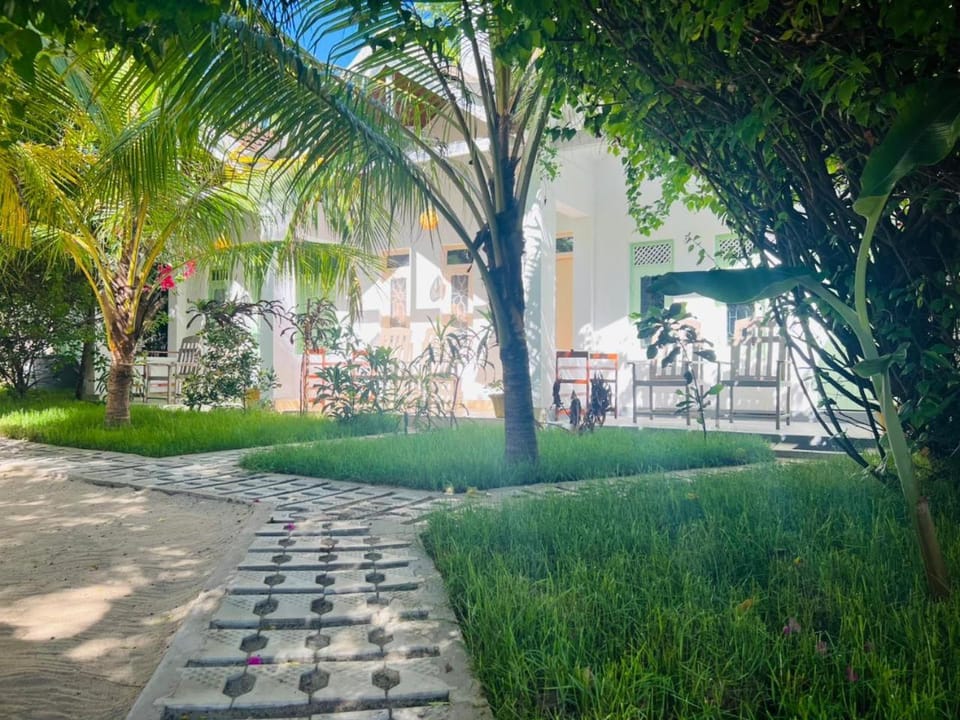 Garden, Garden view