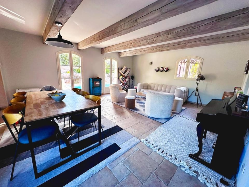 Villa familiale 4 chambres, climatisation & piscine - Golf de Pont Royal en Provence Villa in Mallemort
