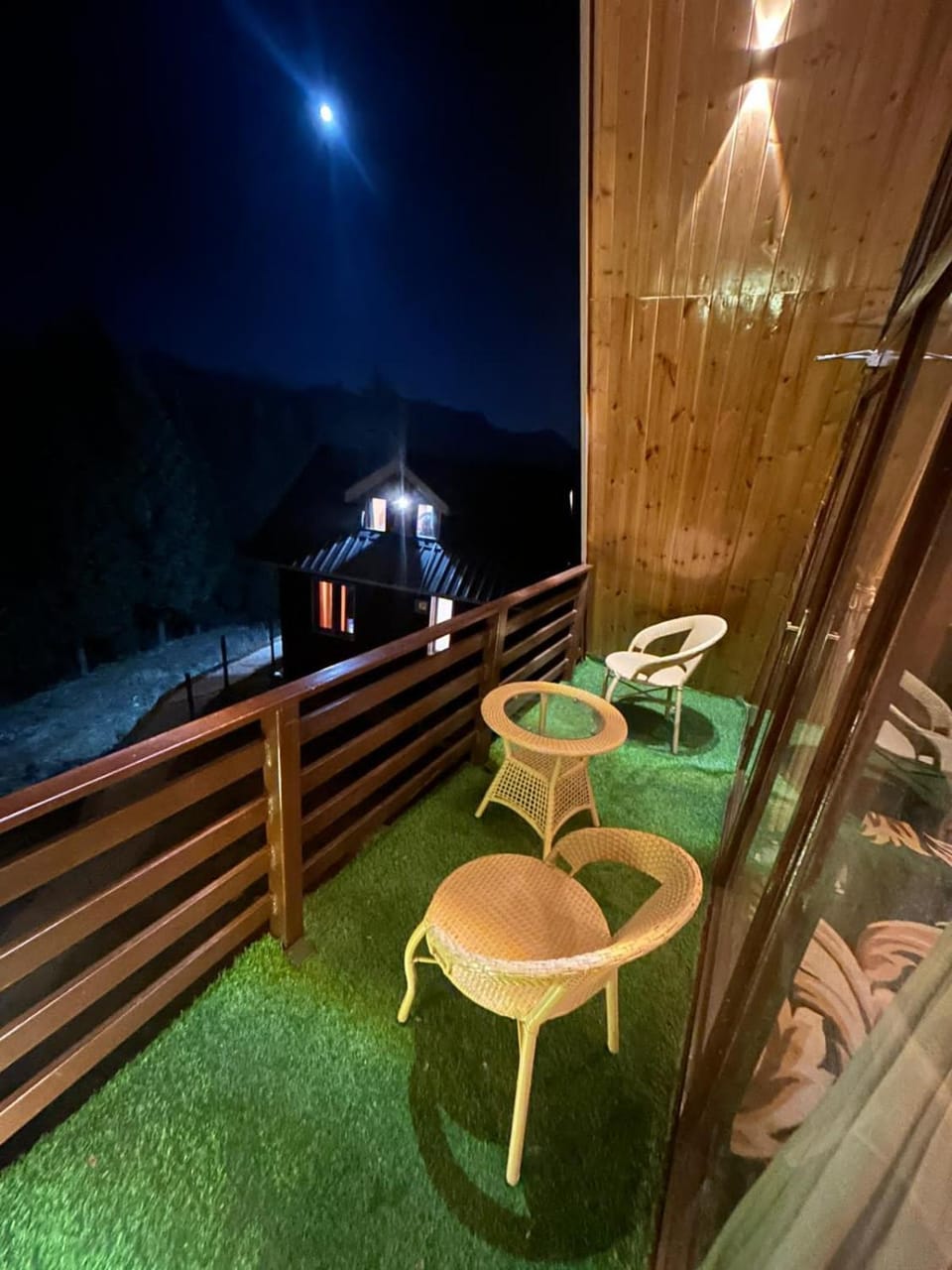Night, Balcony/Terrace