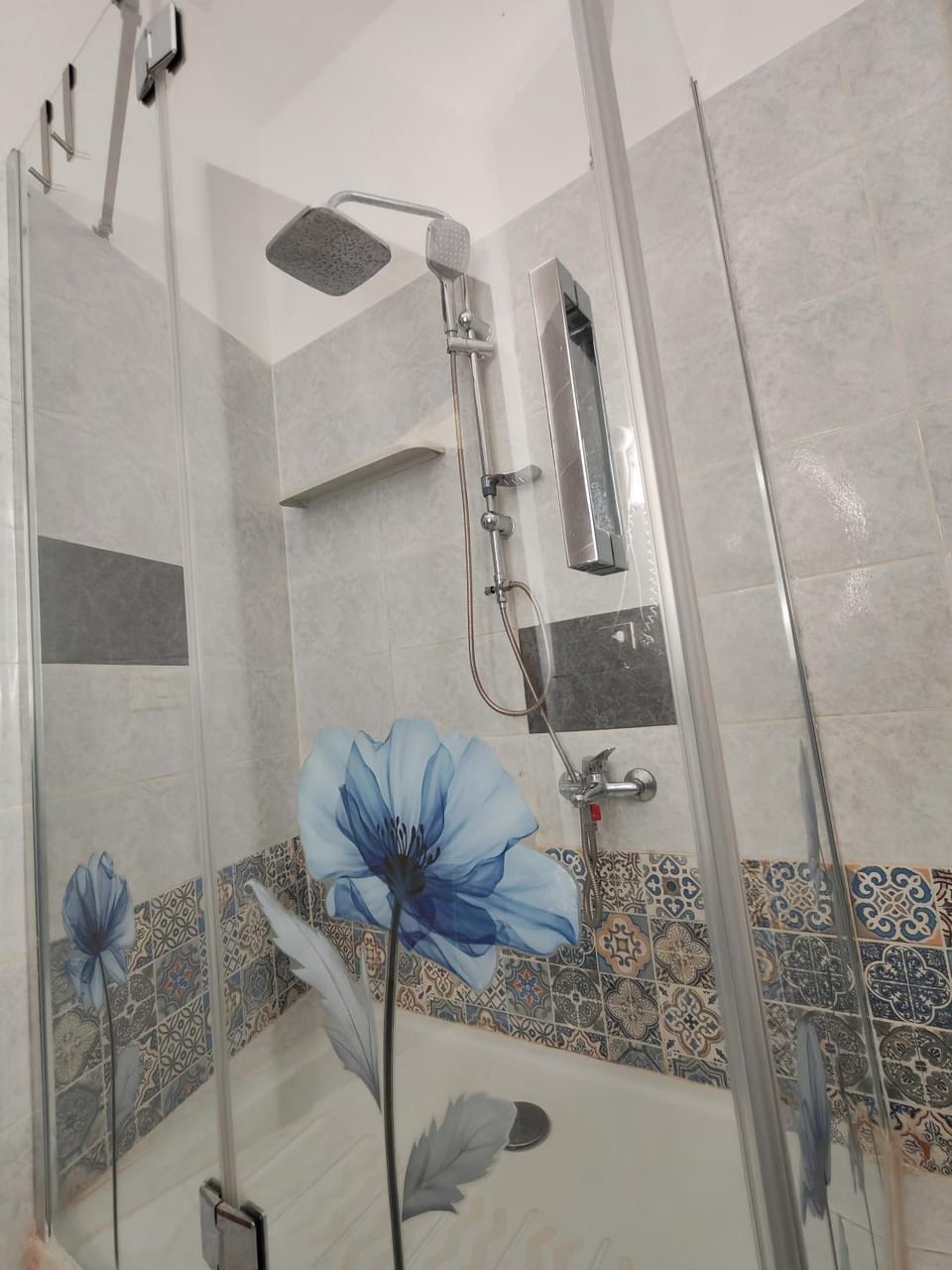 Shower, Bathroom, towels
