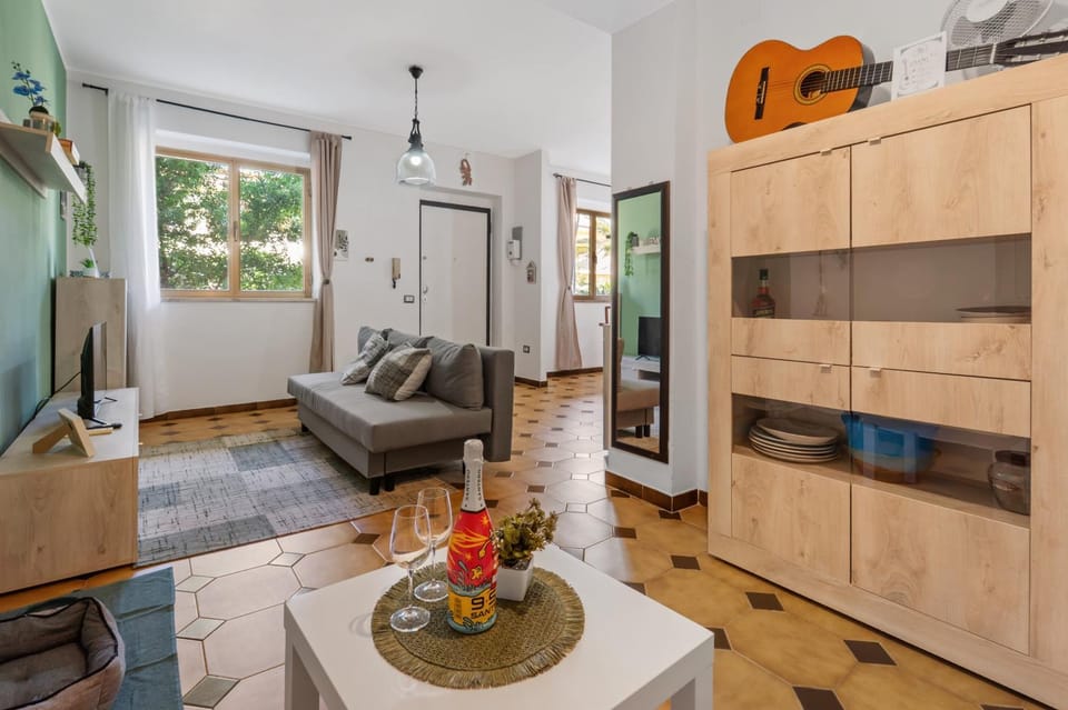 Genova 3 Pet Friendly Flat House in Sardinia