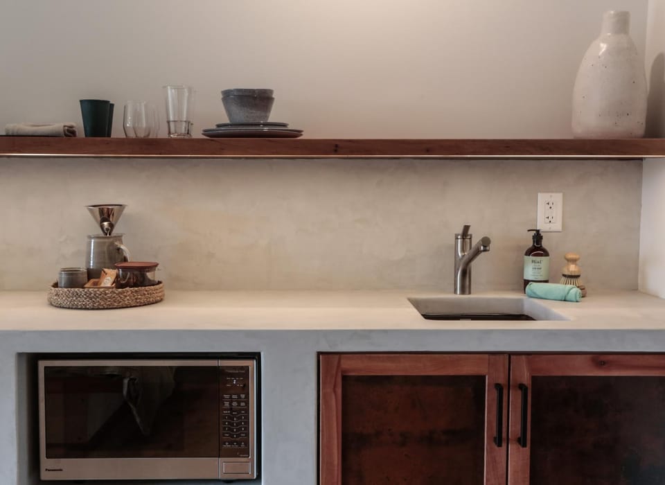 Kitchen or kitchenette