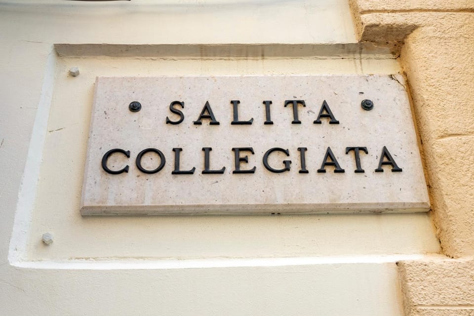 Palazzo Collegiata Rooms & Suite Bed and Breakfast in Palermo