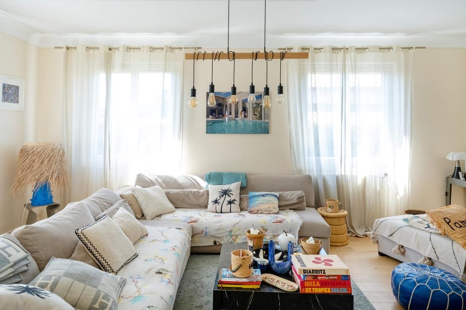 Property building, Living room