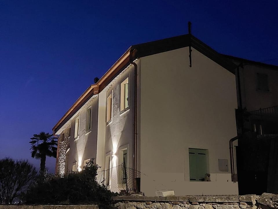Fairytale old stonehouse Chalet in Veneto
