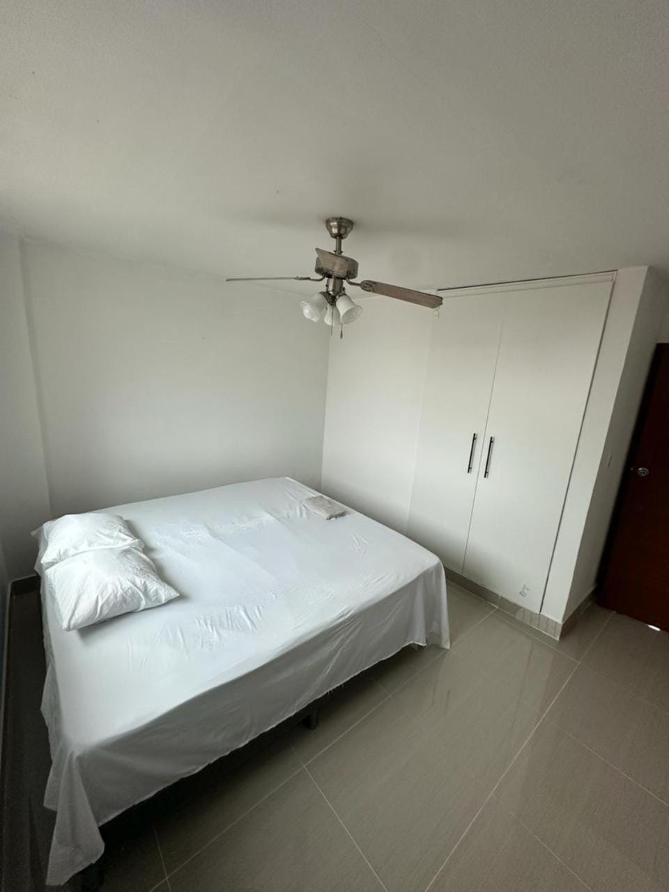 Cuartos amoblados cerca del 99 chanis Vacation rental in Panama City, Panama