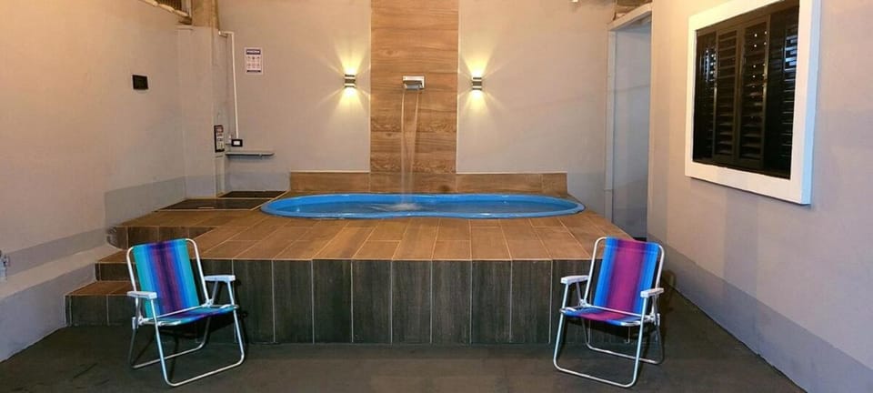 Casa Inteira com Piscina em São Pedro, 17 min Thermas House in State of São Paulo