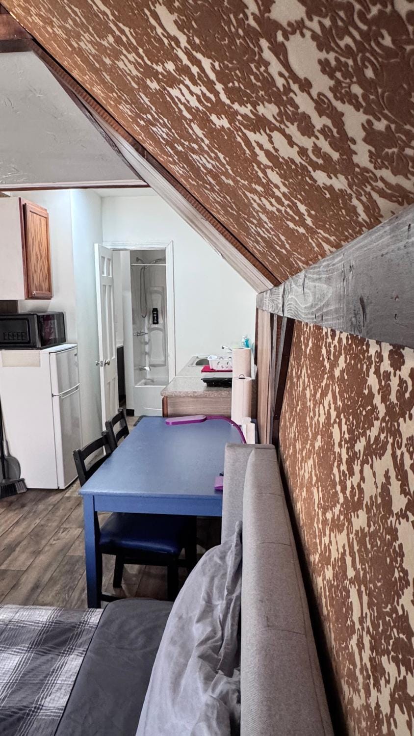Elegant Studio Near Boston Apartment in Malden