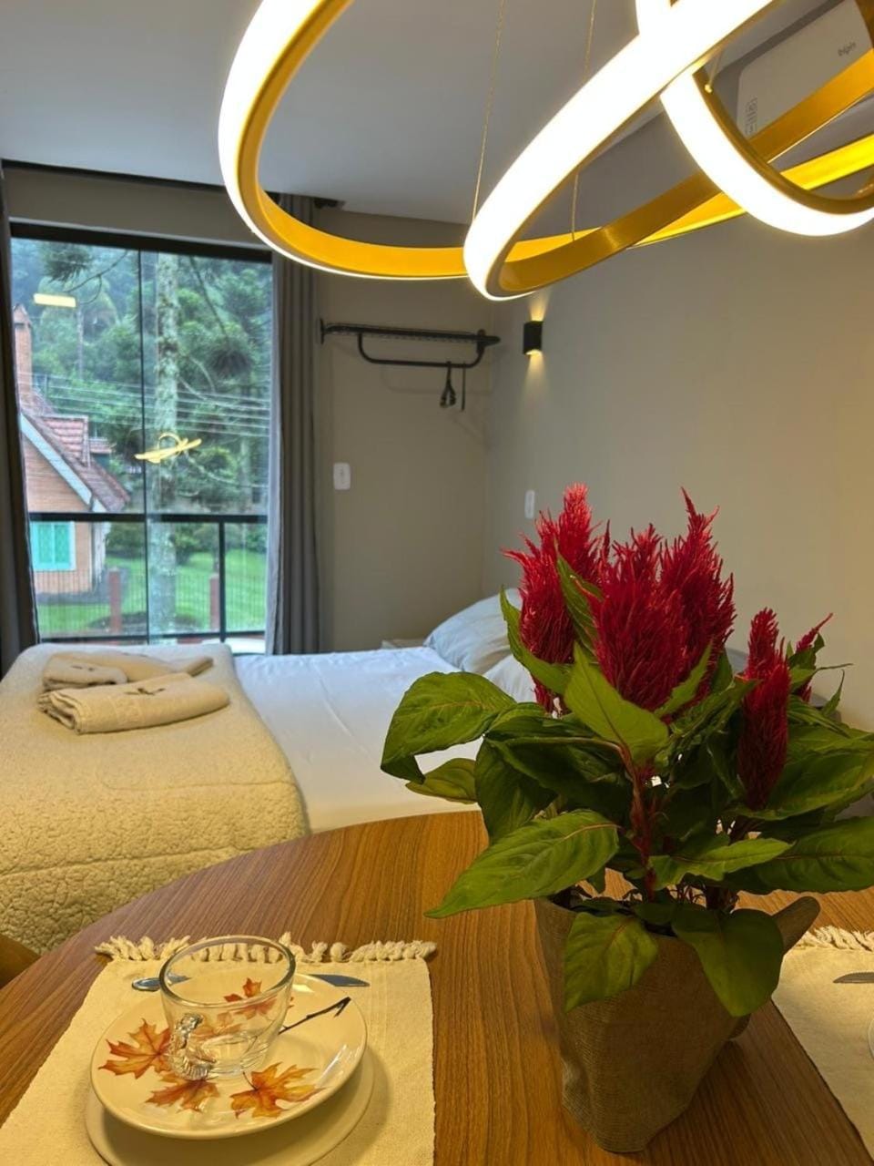 Quarto 12 · Suíte aconchegante com hidromassagem e aquecedor Bed and Breakfast in Campos do Jordão
