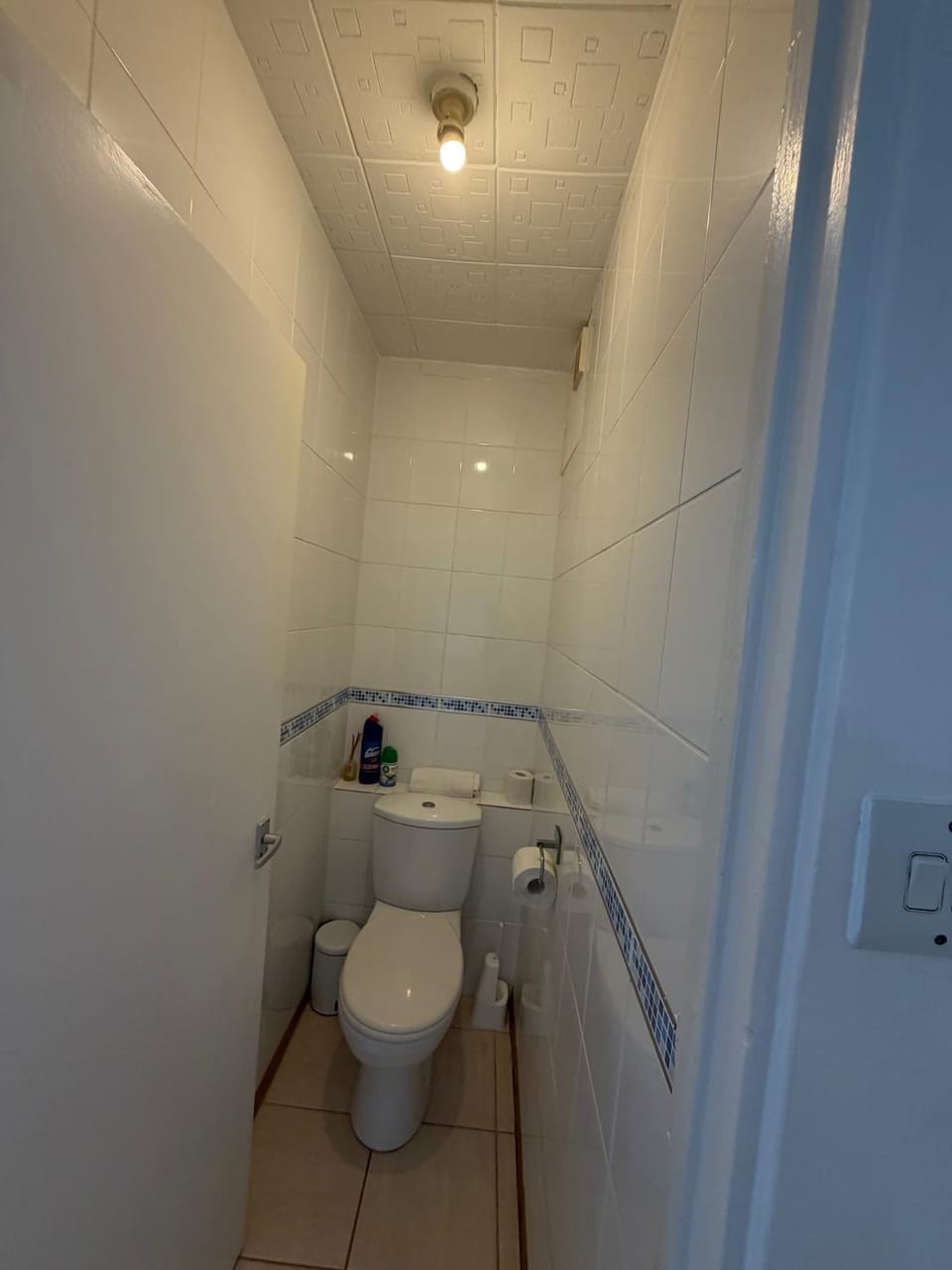 Apartment Sleeps 2 with Parking Apartment in Southall
