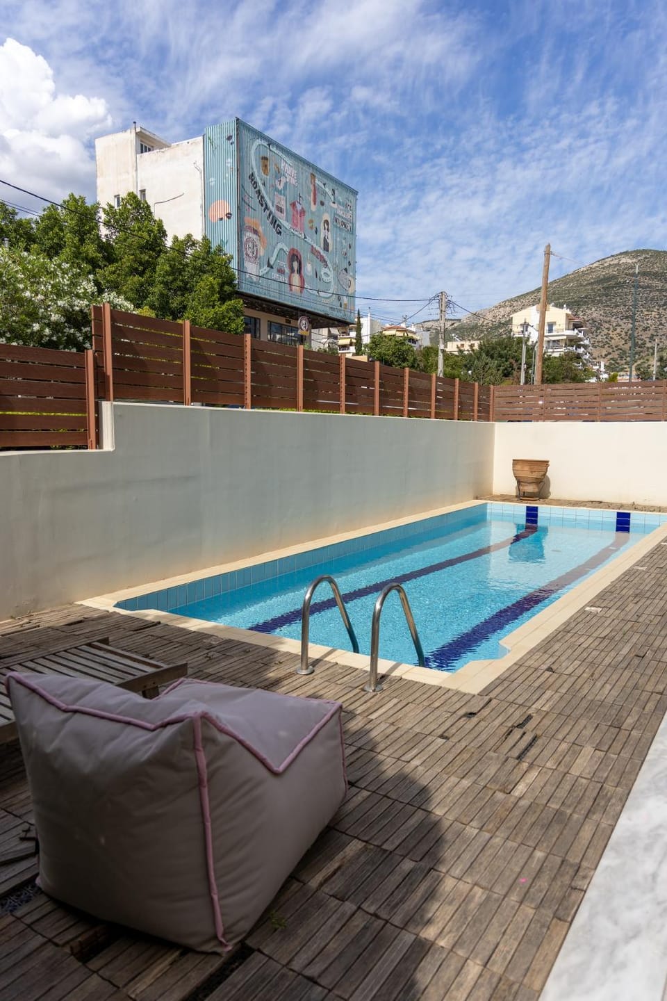 Swimming pool