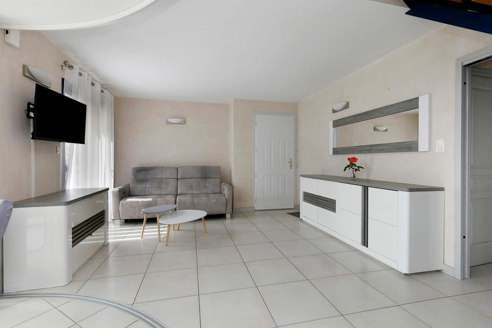 Property building, Living room