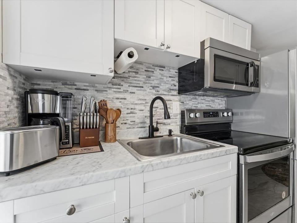 Clearwater Charm Top unit B Apartment in Florida