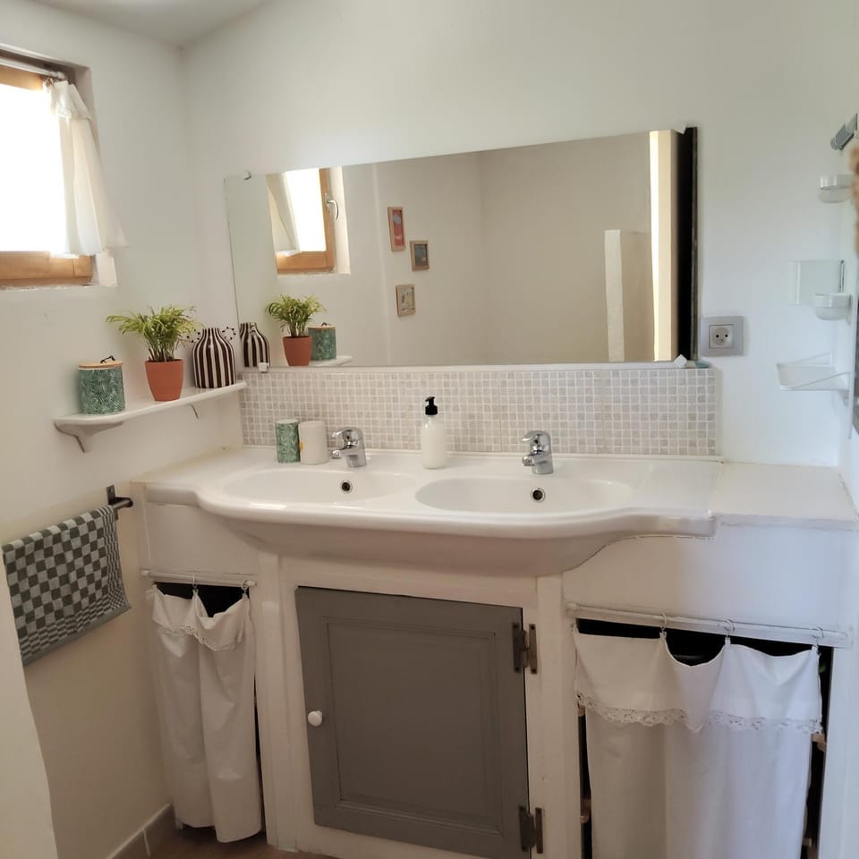 Petite maison en Luberon House in Apt