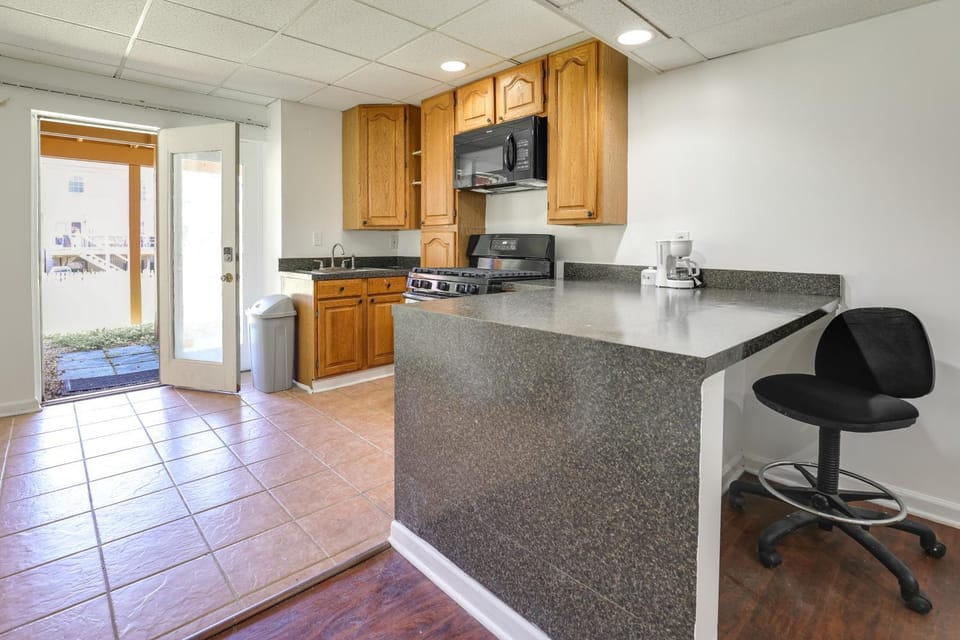 Apt Near the Metro w/ Easy Baltimore Access Apartment in Maryland