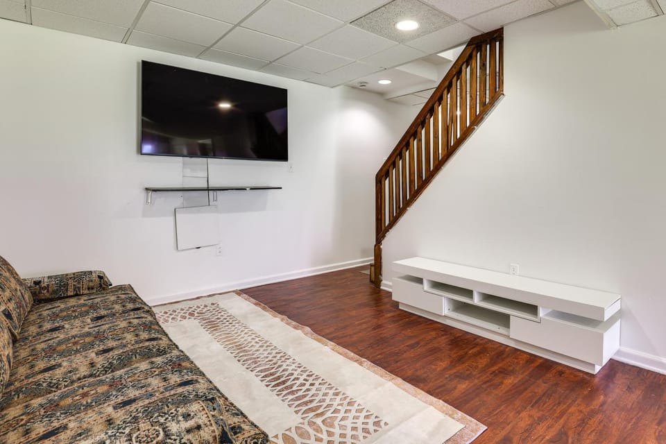 Apt Near the Metro w/ Easy Baltimore Access Apartment in Maryland