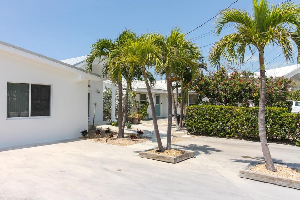 KC27 Ninth Street Utopia House in Key Colony Beach