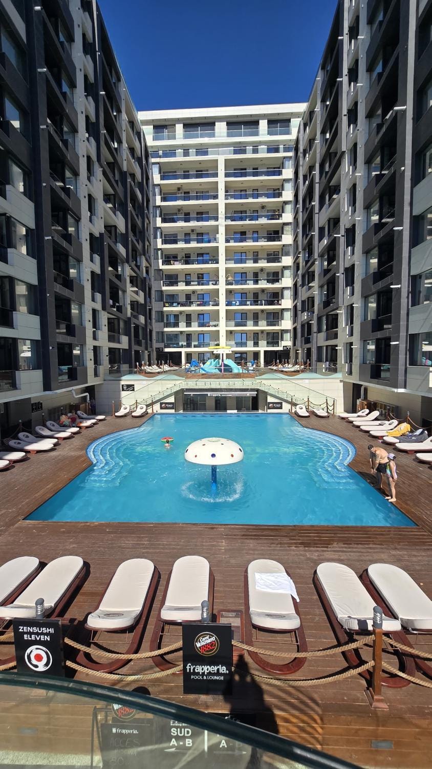 Swimming pool