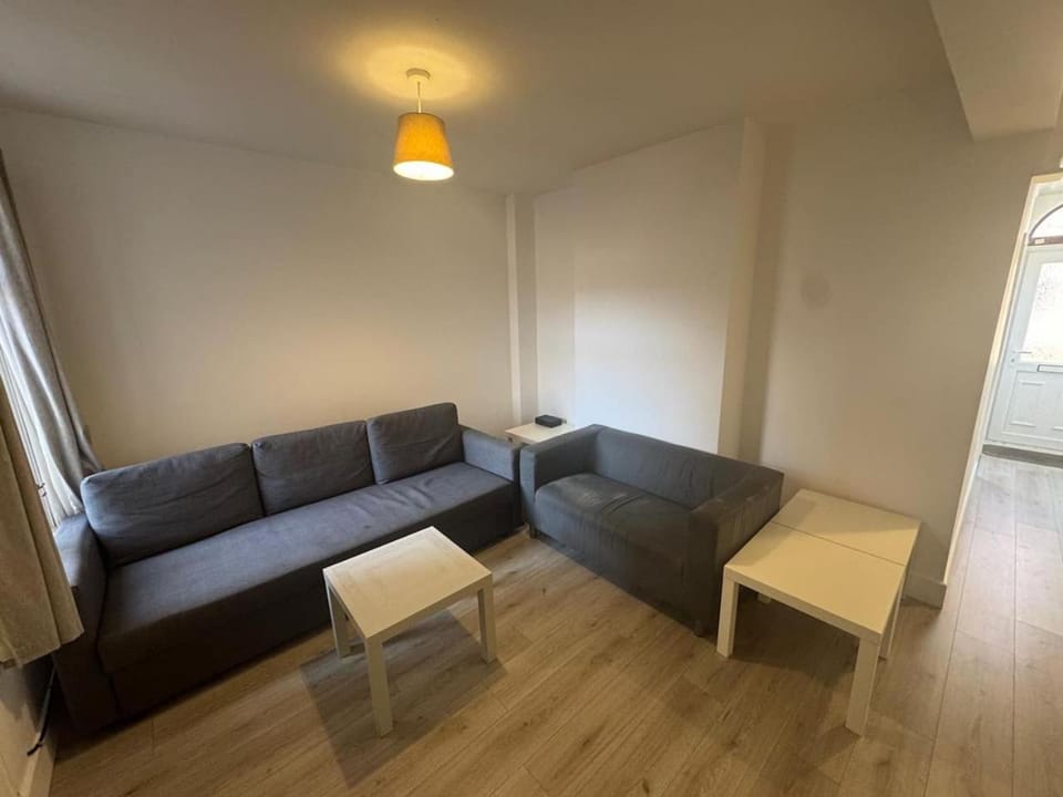 Air Maison - Spacious 6BR Home - 5MINS to Victorious Festival Ground House in Portsmouth