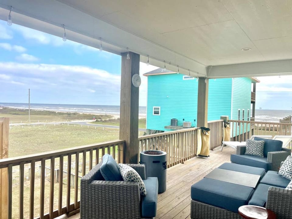 Patio, Day, Natural landscape, View (from property/room), Balcony/Terrace, Seating area