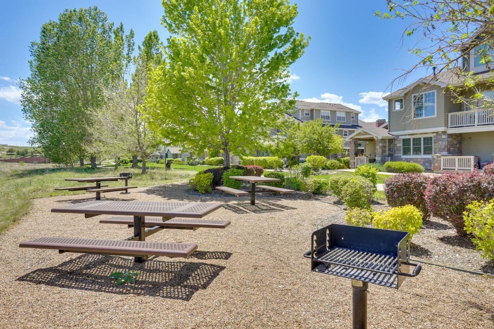 Easy E470 & 125 Access! Quiet Englewood Condo House in Aurora