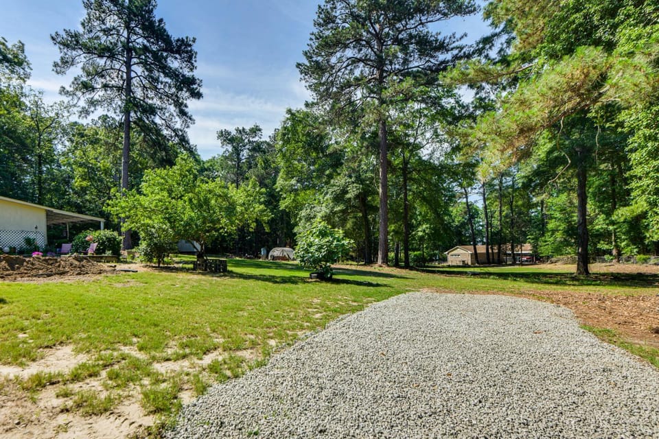 9 Mi to Uptown! Pet-Friendly Retreat in Columbus Apartment in Columbus