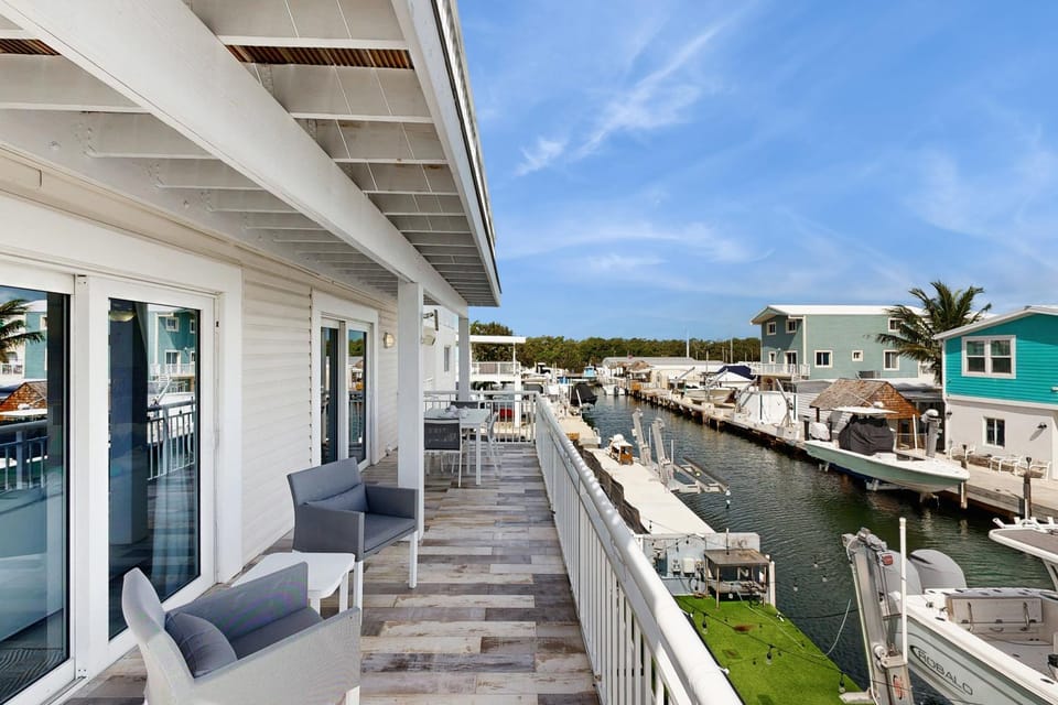 KL103FLR Whispering Wake House in Key Largo