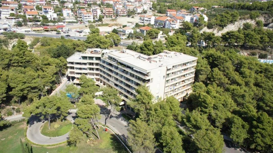 Property building, Bird's eye view