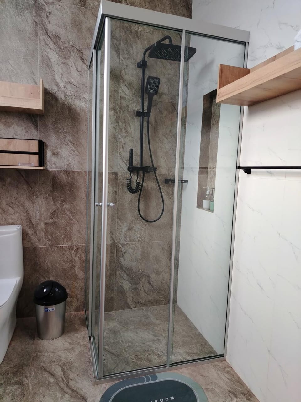 Shower, Bathroom