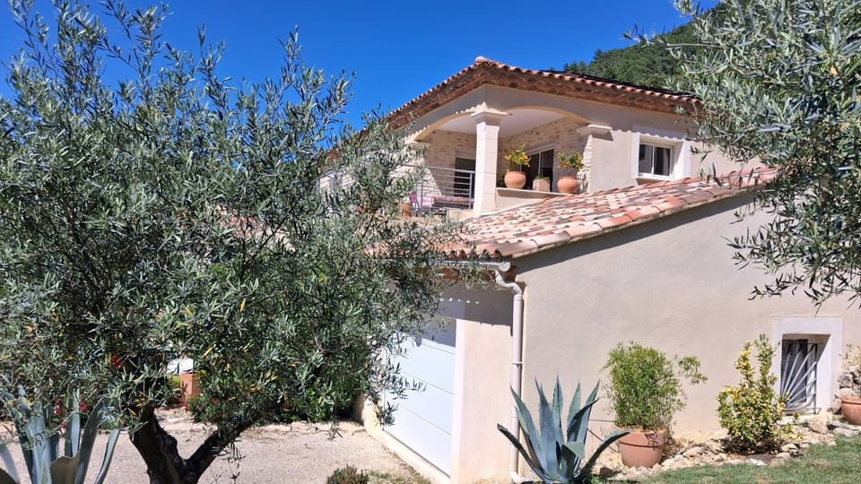 La benvingude CH d'hôte Bed and Breakfast in Provence