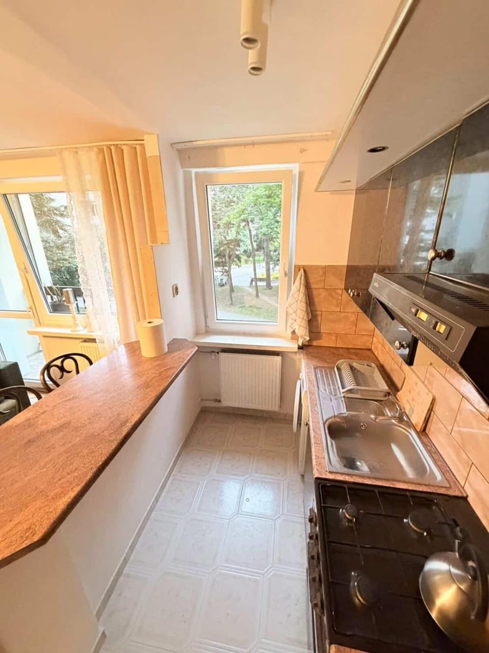 Kitchen or kitchenette, Communal kitchen, oven, stove, washing machine, kitchen