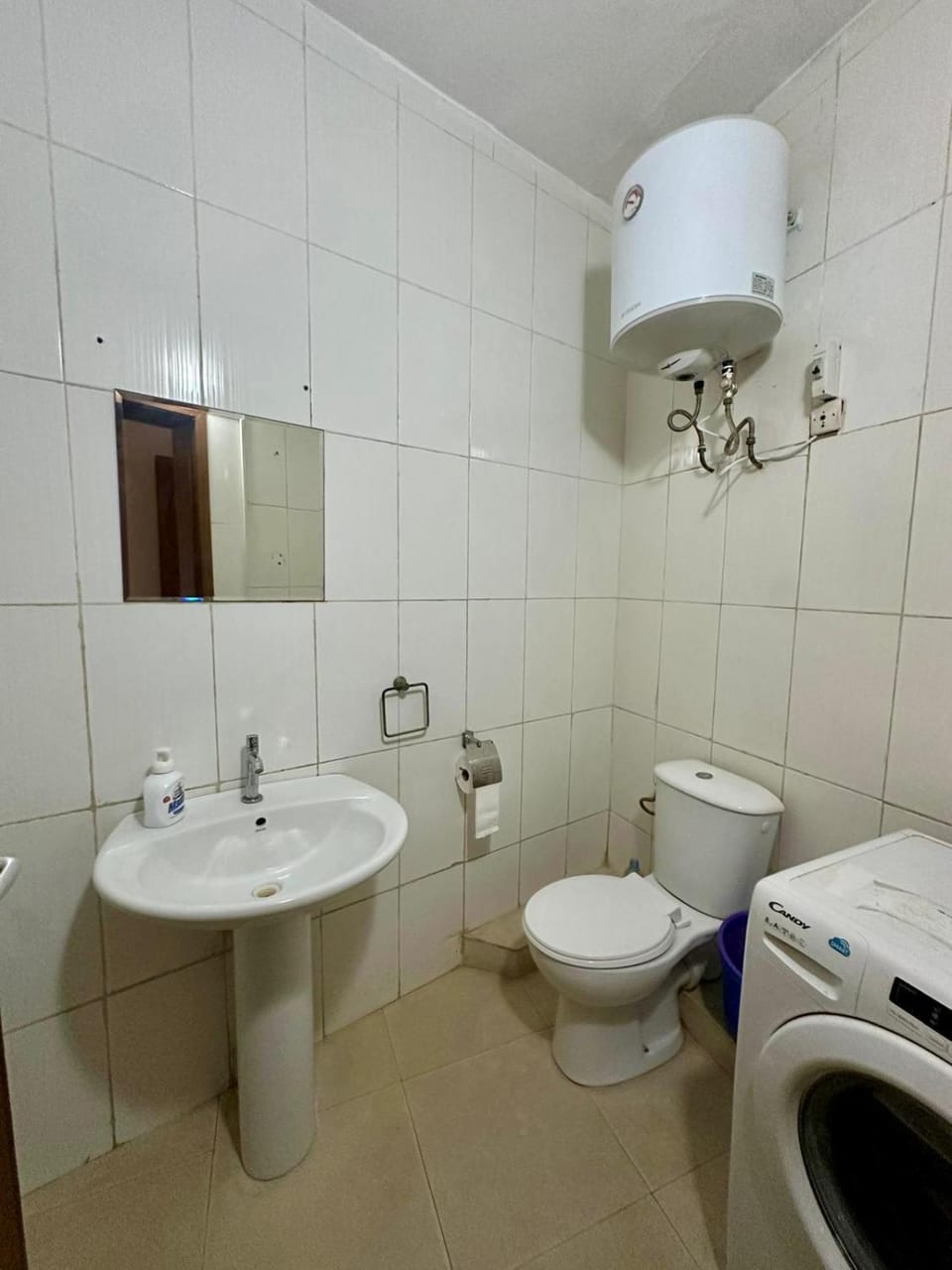 Toilet, washing machine