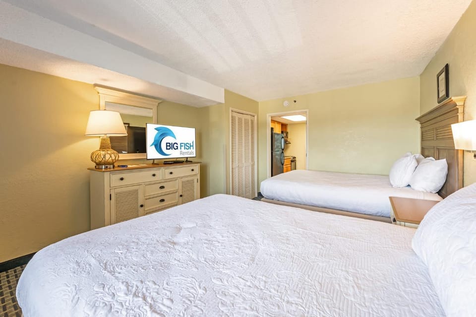 Nice 1BR Direct Oceanfront at Compass Heated Pool House in Myrtle Beach