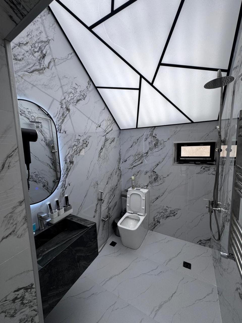 Shower, Toilet, Bathroom