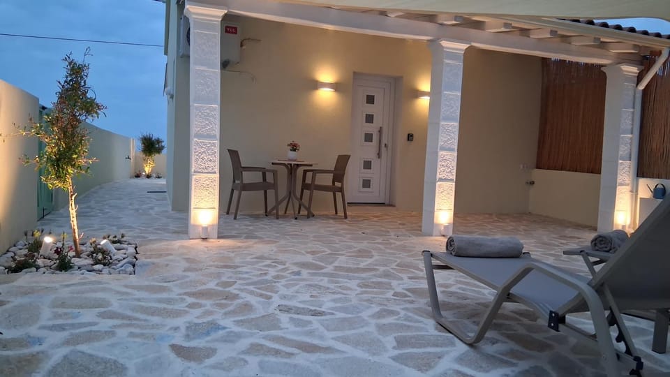 Votsalo Seaside Studio House in Peloponnese, Western Greece and the Ionian