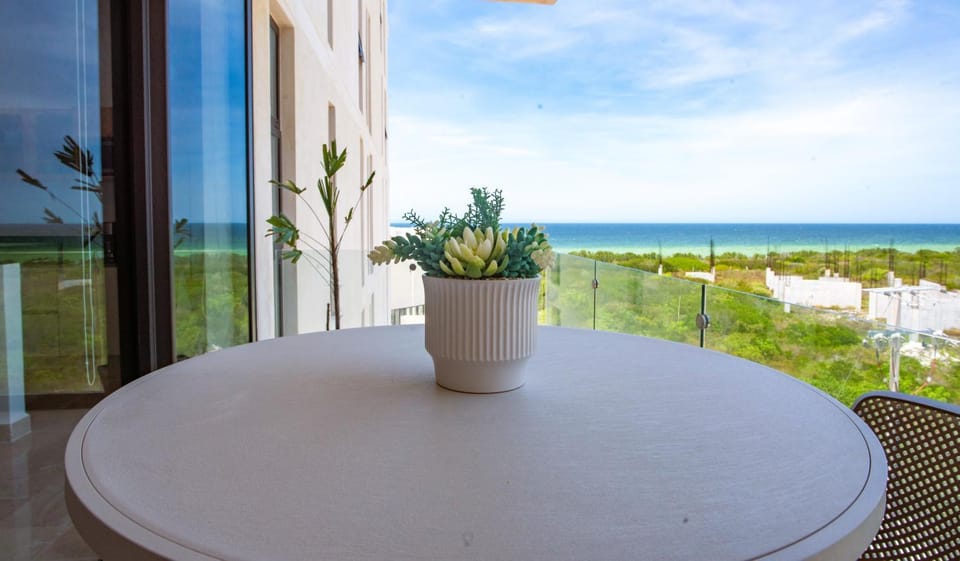 Natural landscape, Balcony/Terrace, Beach, Sea view