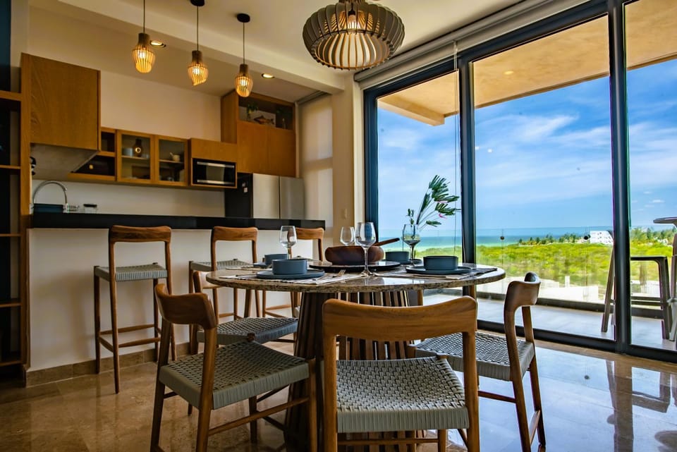Natural landscape, Balcony/Terrace, Kitchen or kitchenette, Dining area, Sea view