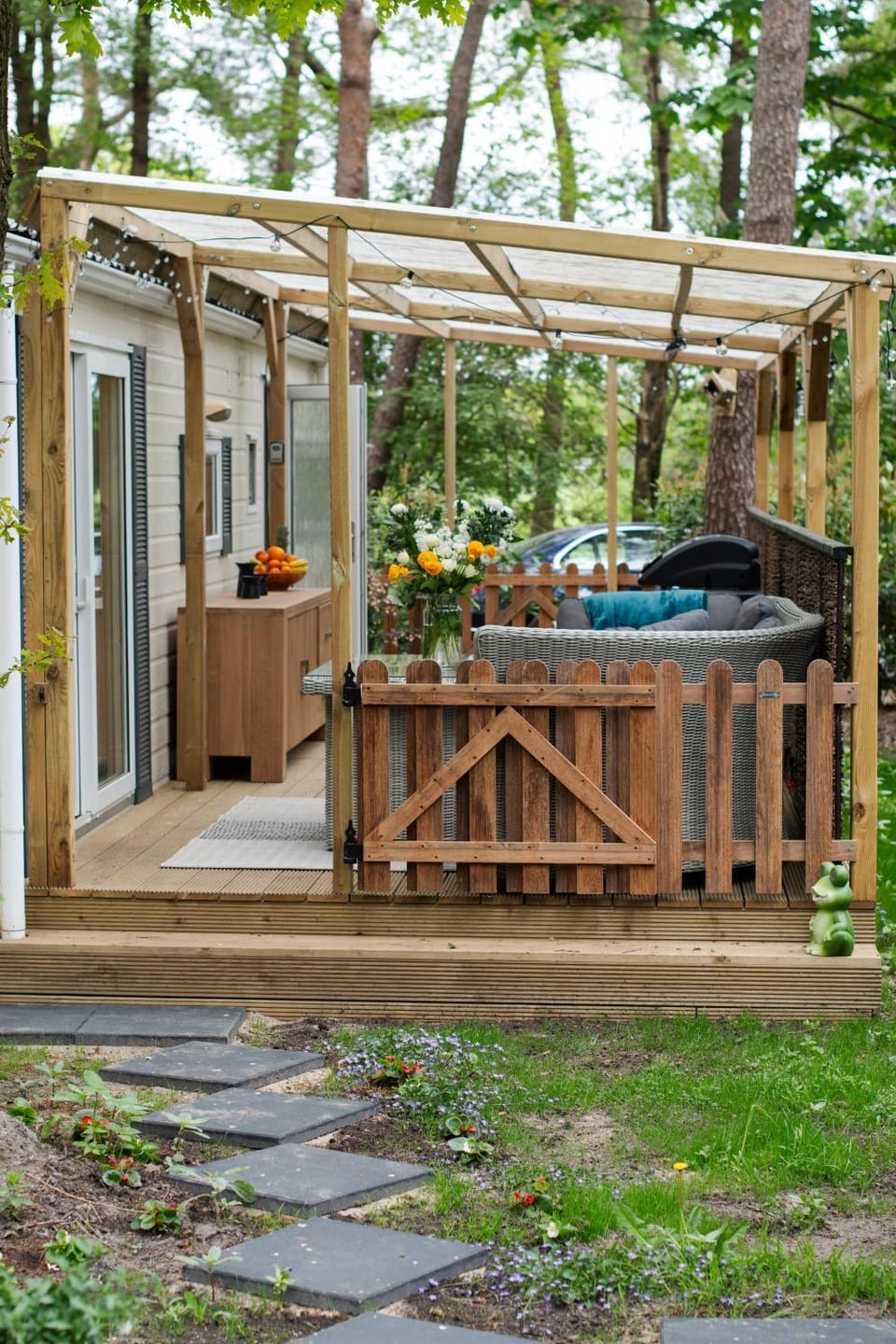Property building, Garden, Garden view