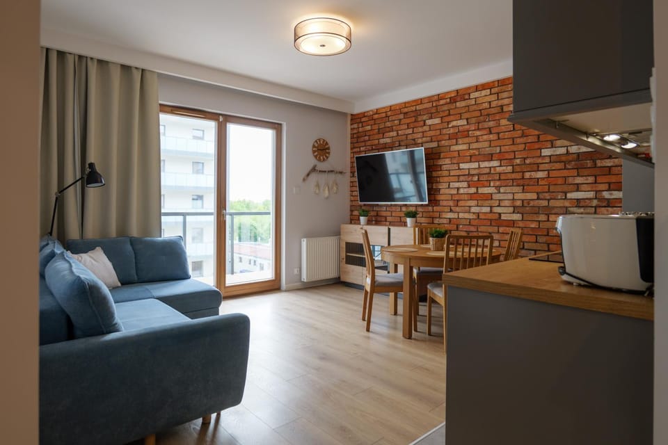TV and multimedia, Kitchen or kitchenette, Living room, Dining area