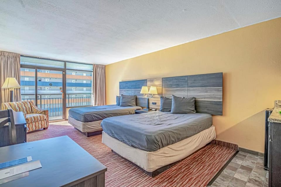 Landmark Resort unit 1114 located on the 11th floor House in Myrtle Beach