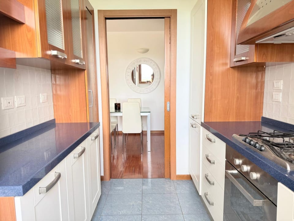 N317 - Numana, trilocale con vista panoramica Apartment in Marche