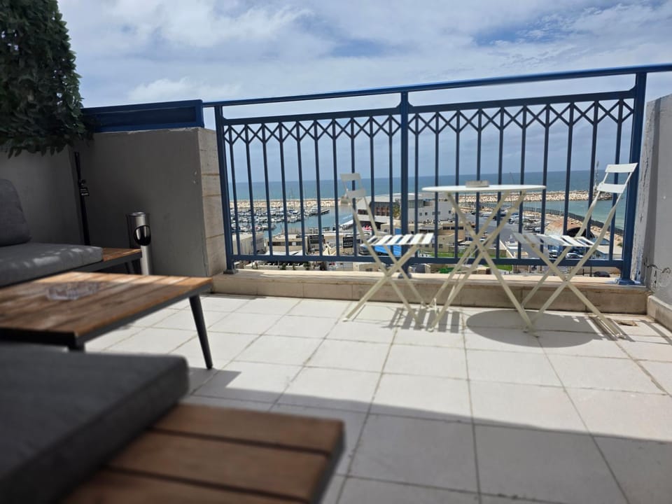 Balcony/Terrace, Balcony/Terrace