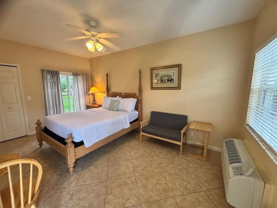 Right Direction Rentals Studio Villa 8332 Apartment in Port Saint Lucie
