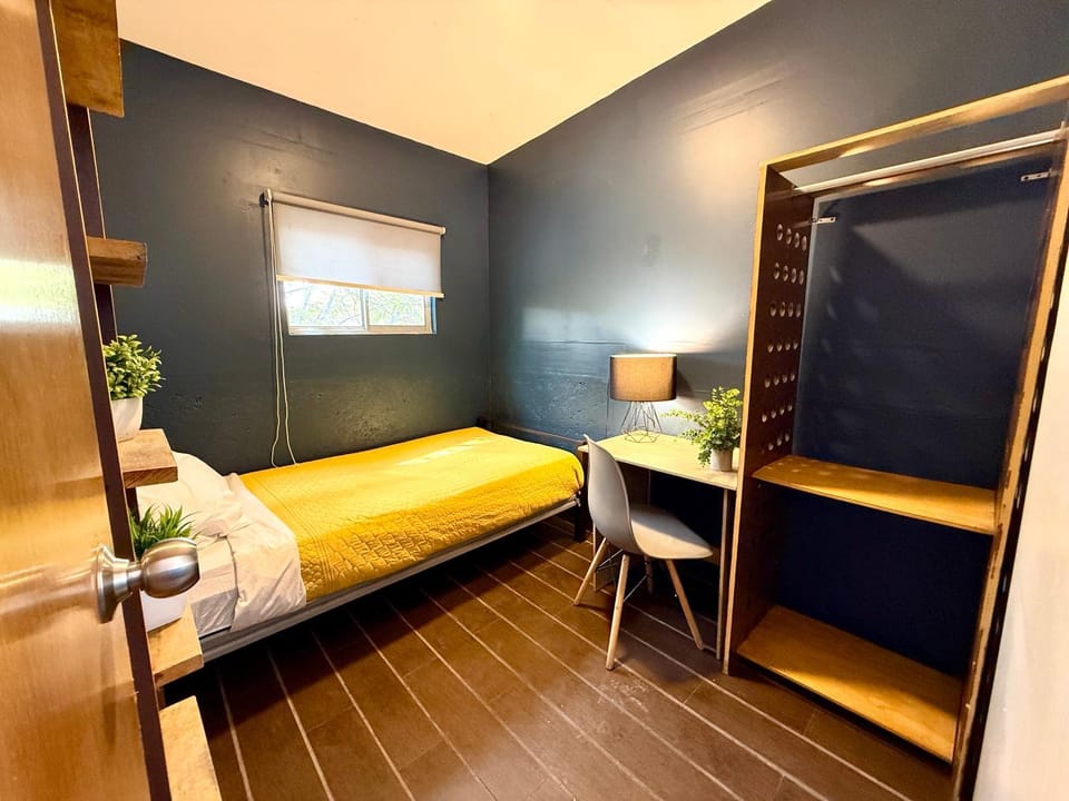R&A Hostal Bed and Breakfast in Mexico City