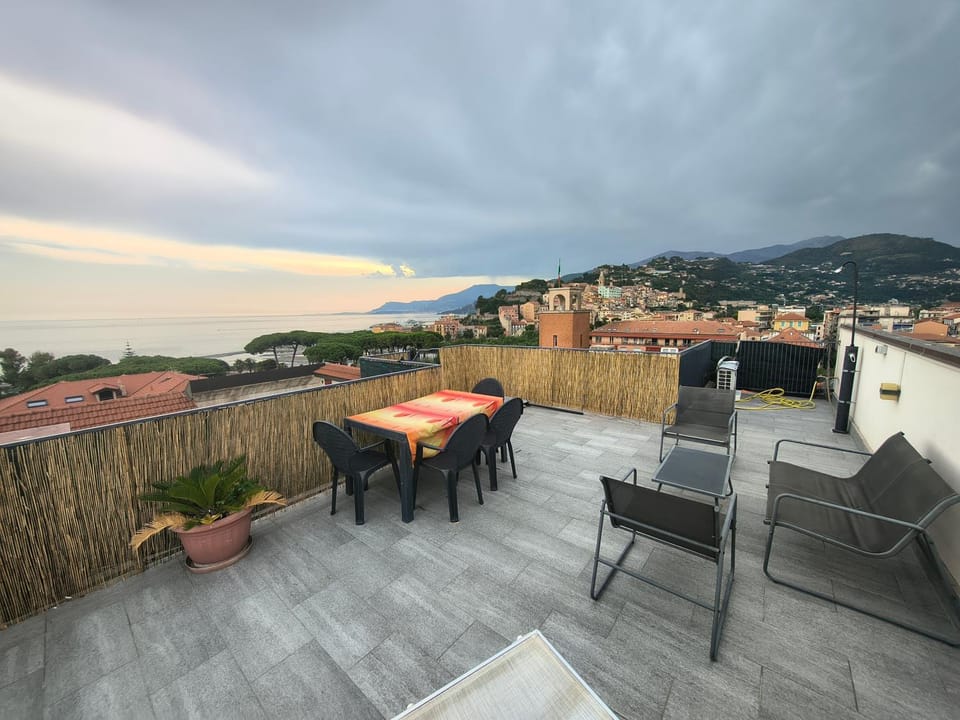 Attico Sole e Mare Apartment in Ventimiglia