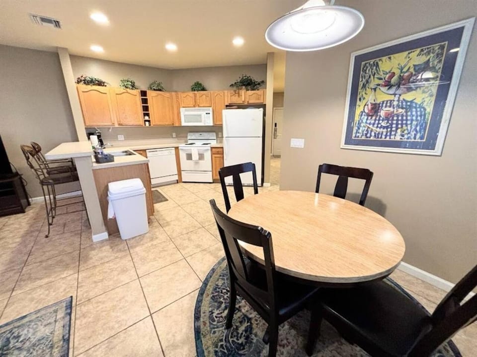 Right Direction Rentals 2 Bedroom Villa 8401 Villa in Port Saint Lucie